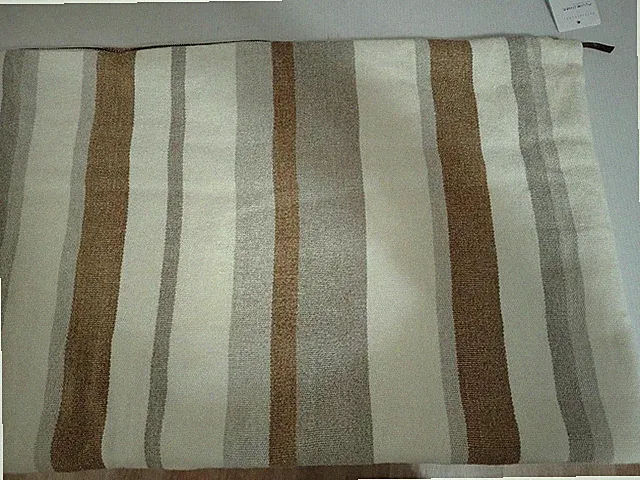 POTTERY BARN Lined Linen Vertical Stripe Sand, Ivory Zip 16" x 26" Pillow Cover