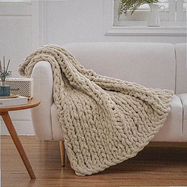 WESHIONGOO Chunky Knit Blanket Throw 40"x40" Sofa Bed Decor